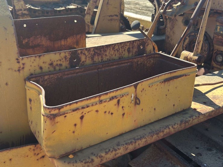 caterpillar-d2-image-55