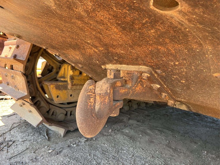 caterpillar-d8-image-79