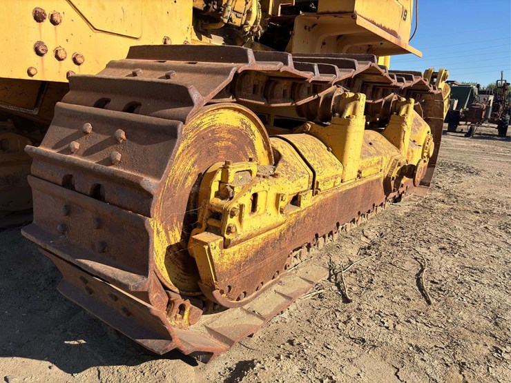 caterpillar-d9-image-78
