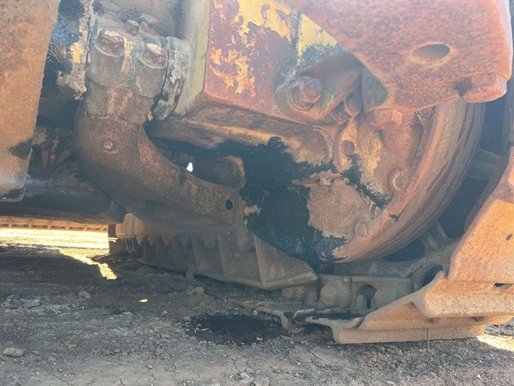 caterpillar-d8-image-107