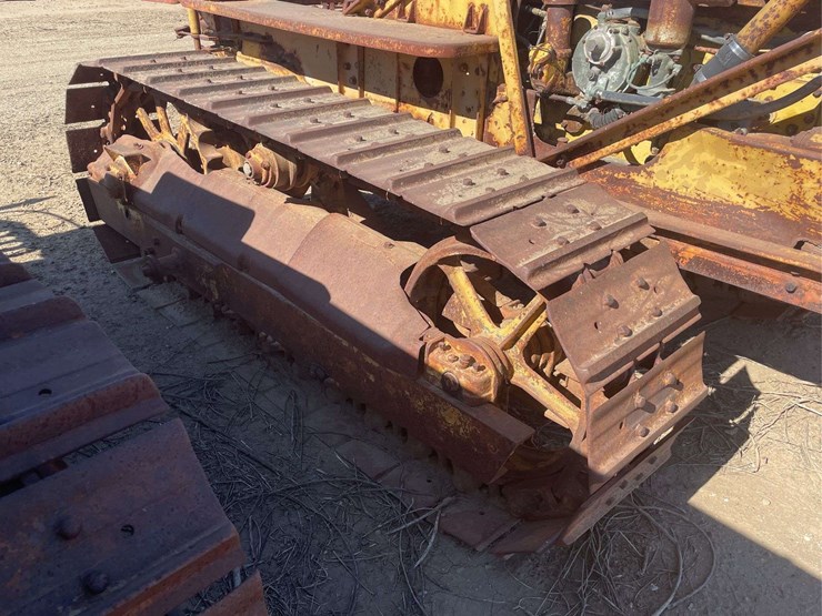 caterpillar-d4-image-18