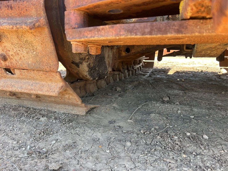 caterpillar-rd6-image-37