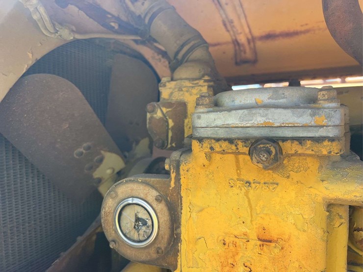 caterpillar-d6-image-77