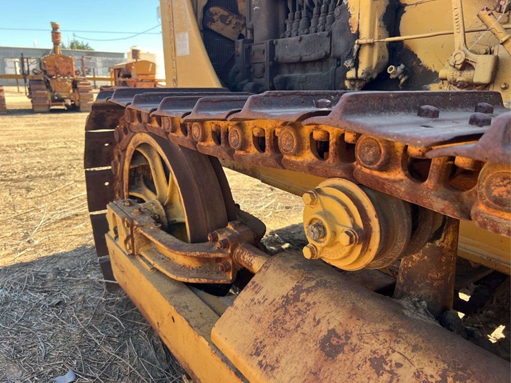 caterpillar-d6-image-85