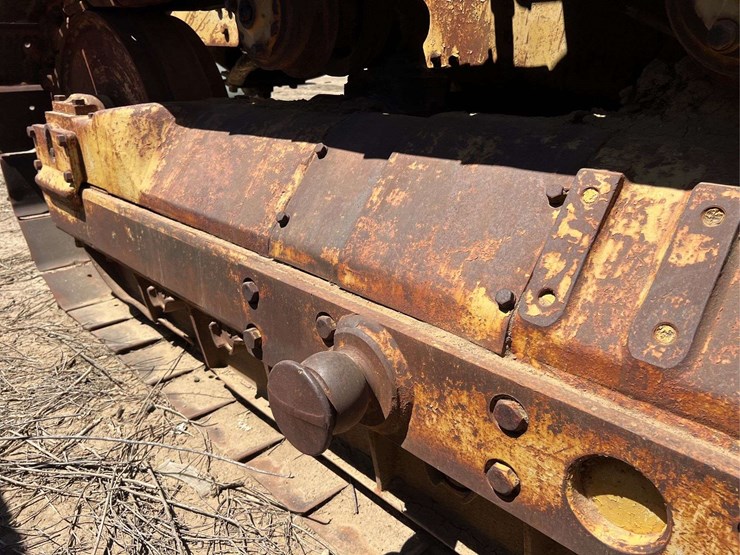 caterpillar-d8-image-105