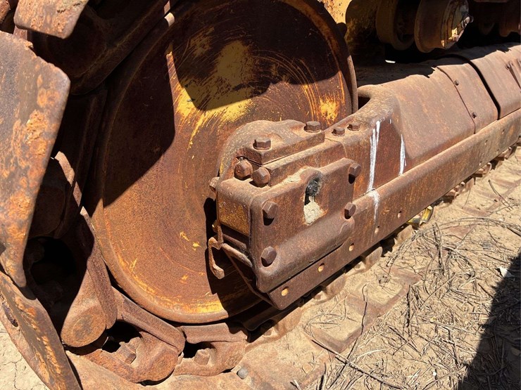 caterpillar-d8-image-81