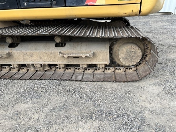 2013-caterpillar-312e-image-24