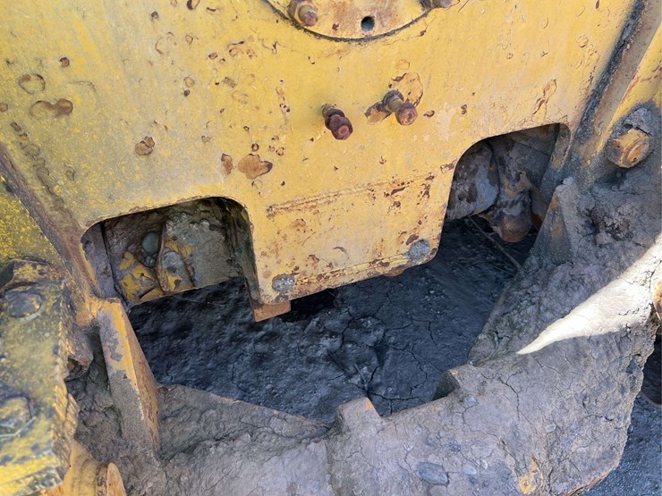 caterpillar-d9g-image-127