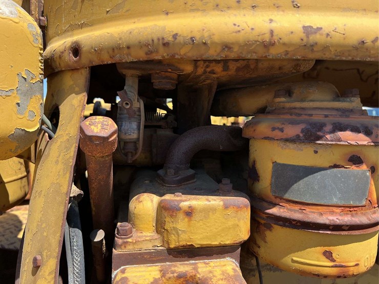 caterpillar-d6-image-61