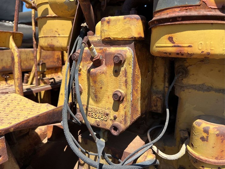 caterpillar-d6-image-60