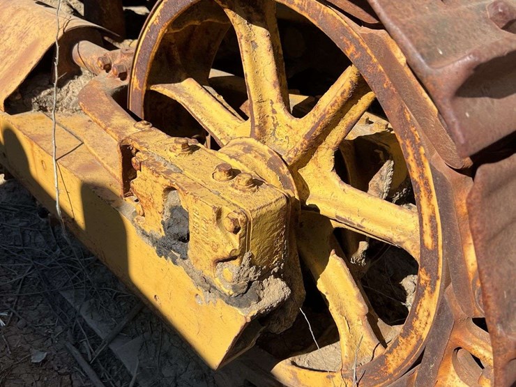 caterpillar-d6-image-68