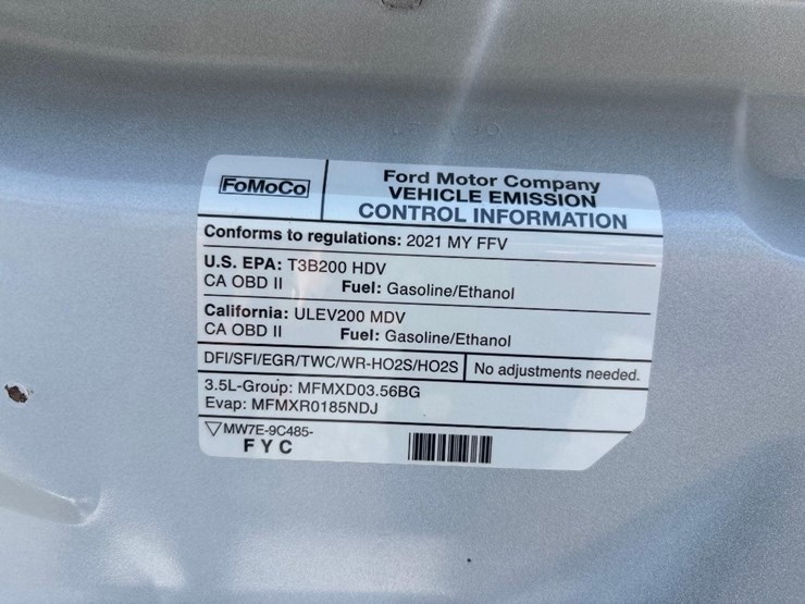 2021-ford-350-image-17