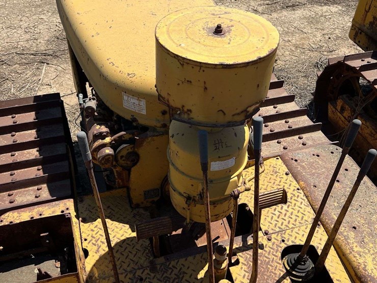 caterpillar-d6-image-15