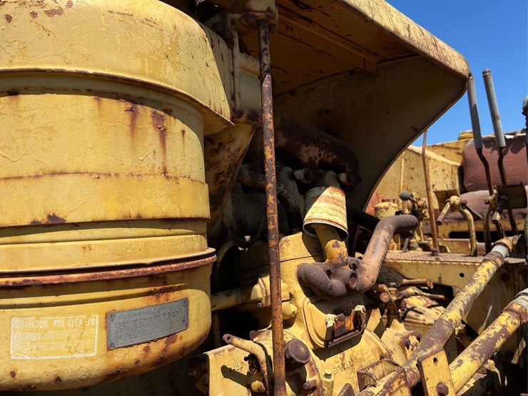 caterpillar-d8-image-44