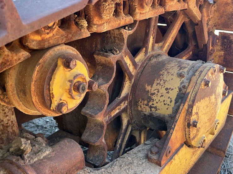 caterpillar-d6-image-93