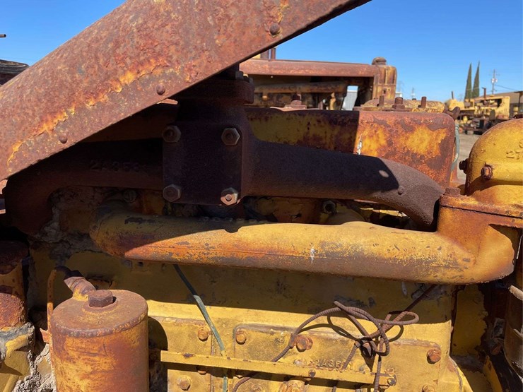 caterpillar-d4-image-15