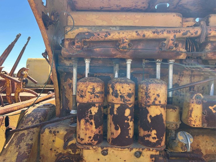 caterpillar-d8-image-44