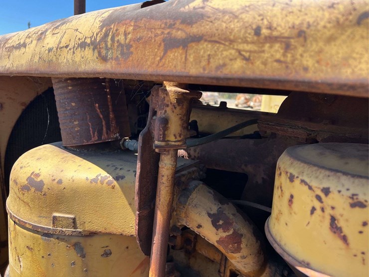 caterpillar-d8-image-36