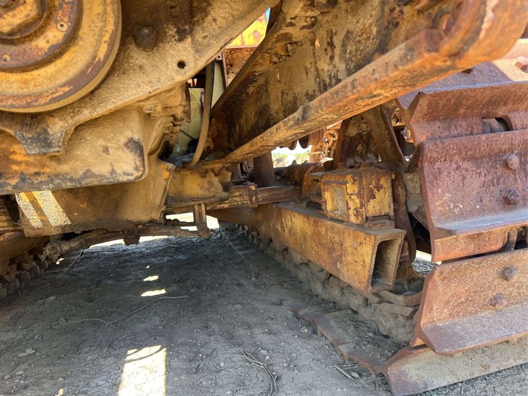 caterpillar-d6-image-73