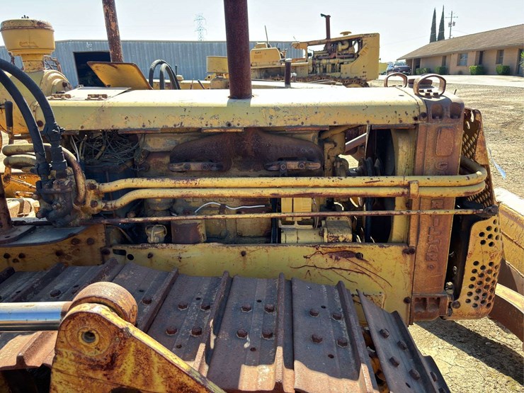 caterpillar-d4-image-20