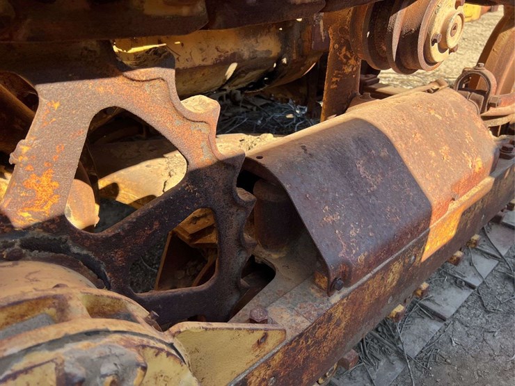 caterpillar-d4-image-94