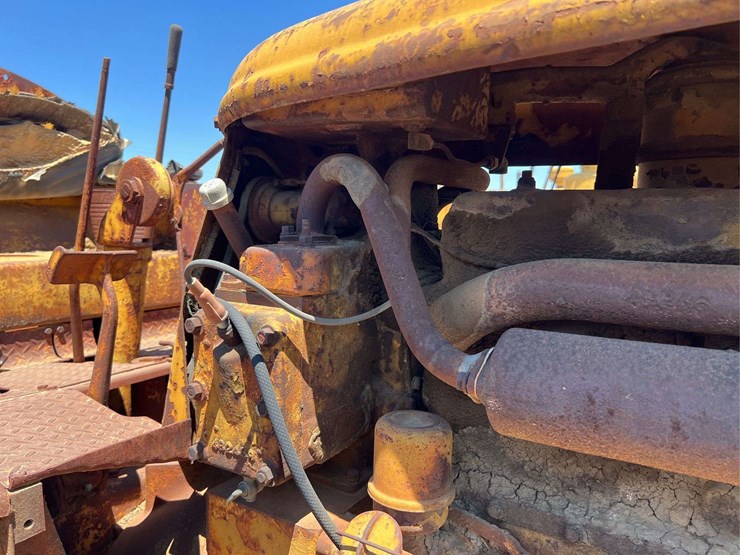 caterpillar-d6-image-48