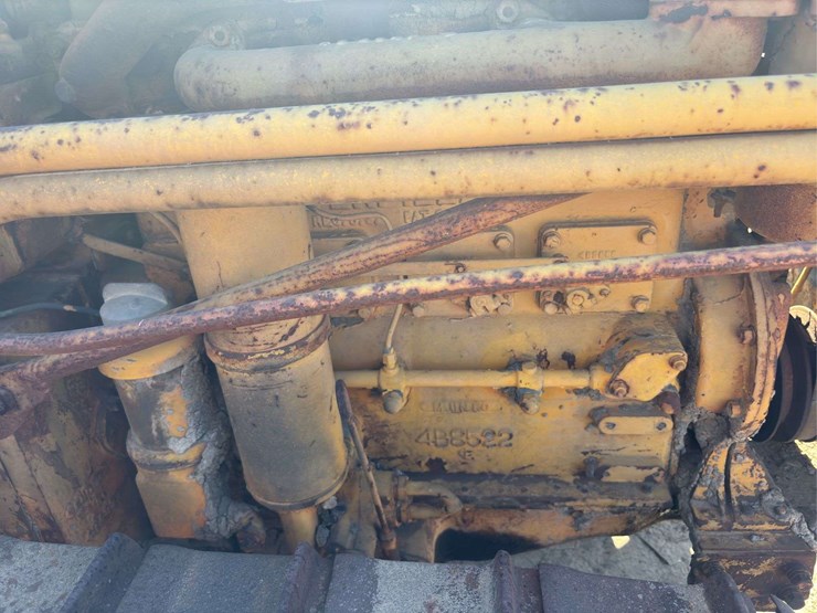 caterpillar-d2-image-24