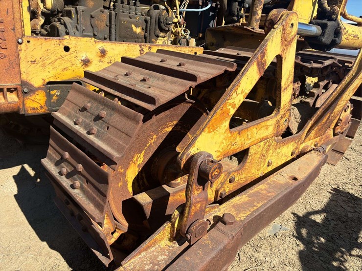 caterpillar-d4-image-50