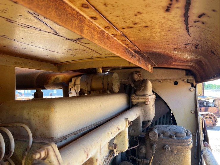 caterpillar-d8-image-38