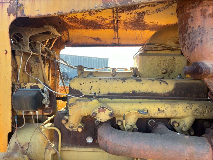 caterpillar-d9-image-28