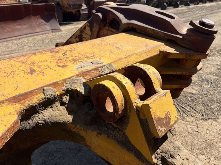 caterpillar-d9g-image-131