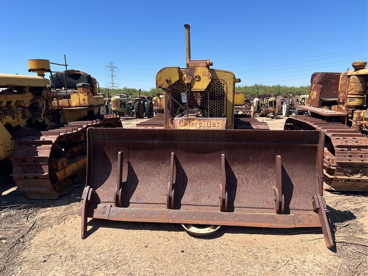 caterpillar-d6-image-3
