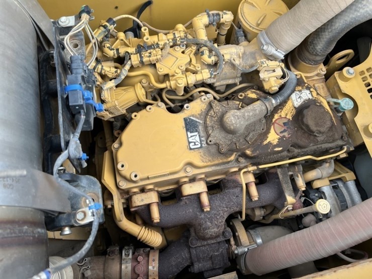 2013-caterpillar-312e-image-37