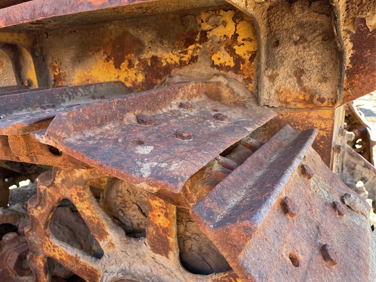caterpillar-d4-image-29