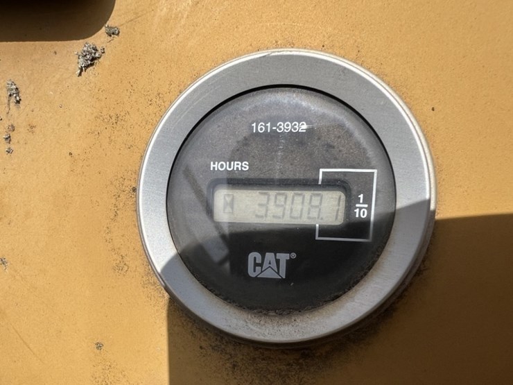 caterpillar-d5g-xl-image-26