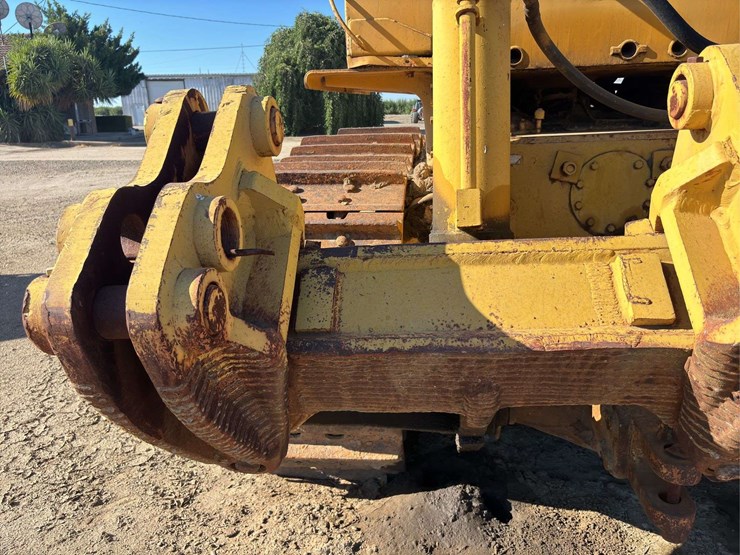 caterpillar-d9-image-48