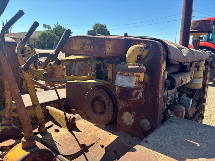 caterpillar-d4-image-52