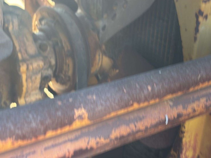 caterpillar-d4-image-16