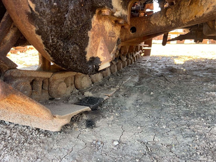 caterpillar-rd6-image-19