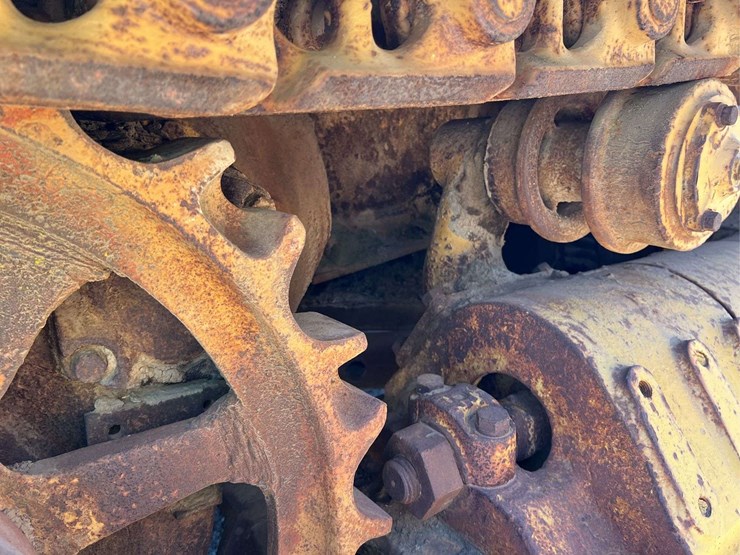 caterpillar-d8-image-61