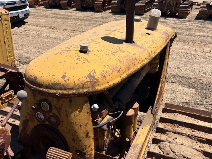 caterpillar-d6-image-23