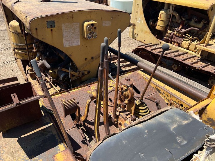 caterpillar-d8-image-16