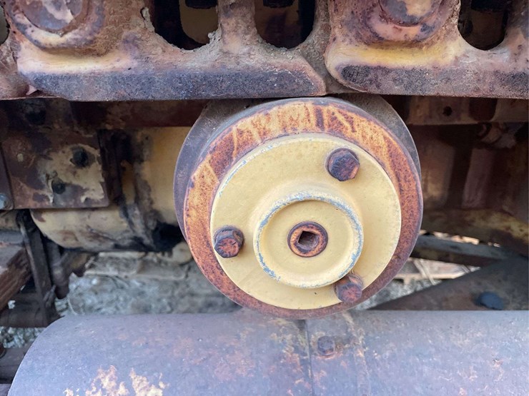 caterpillar-d4-image-29