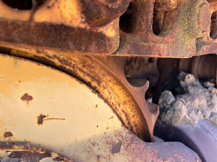 caterpillar-d8-image-94