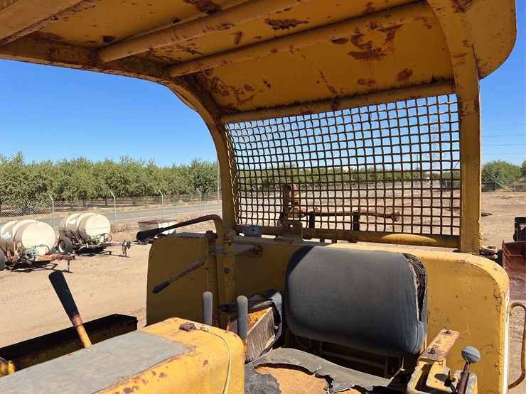 caterpillar-d9g-image-63