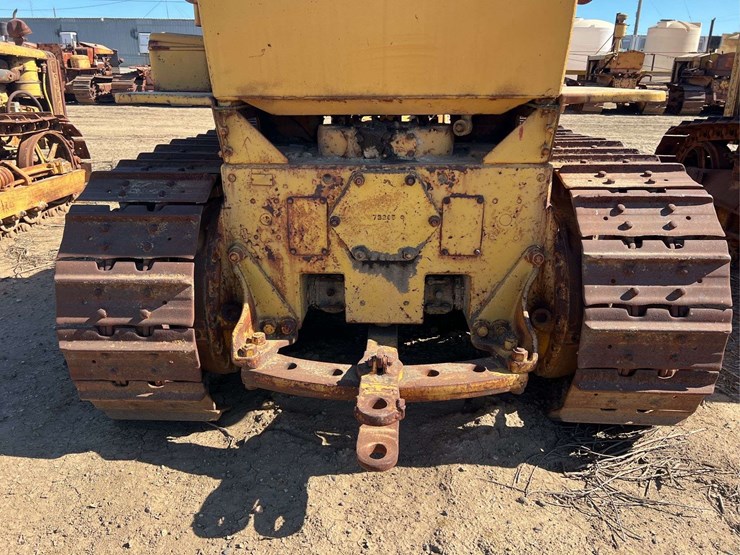 caterpillar-d6-image-21