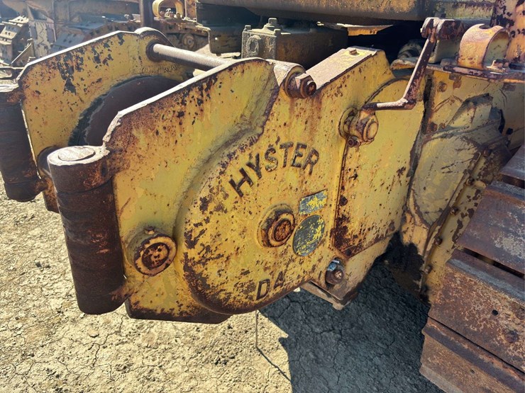 caterpillar-d4-image-37