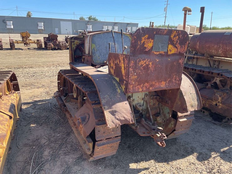 caterpillar-twenty-image-5