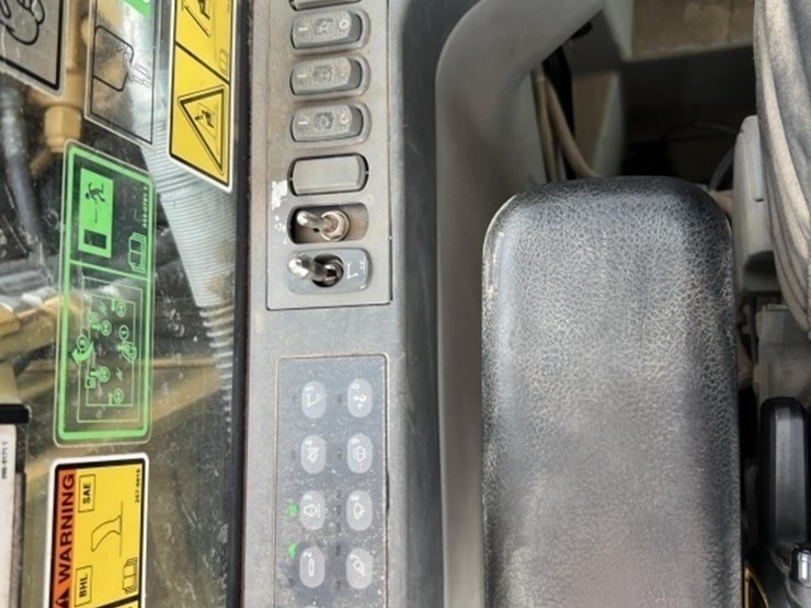 2013-caterpillar-312e-image-45