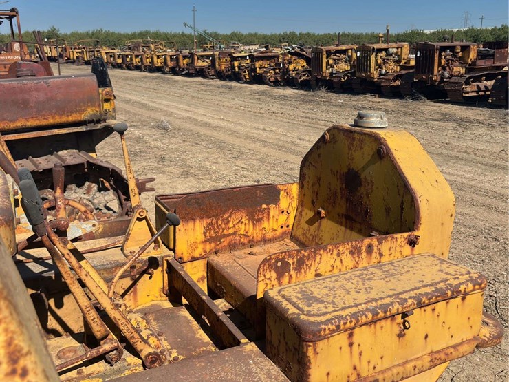 caterpillar-d2-image-50